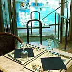 & Marina D'adelphia Hotel Aix-les-Bains