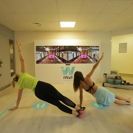 & Marina D'adelphia Szálloda Aix-les-Bains