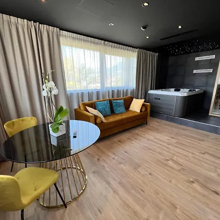 & Marina D'adelphia Hotel Aix-les-Bains