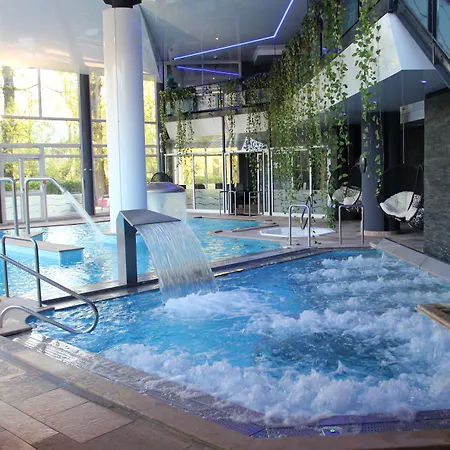 & Marina D'adelphia Szálloda