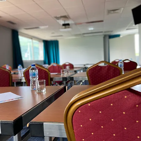 Szálloda & Marina D'adelphia