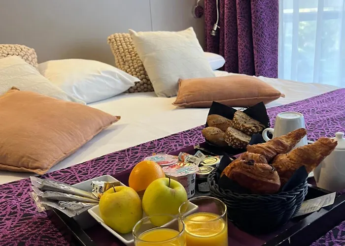 & Marina D'adelphia 4*