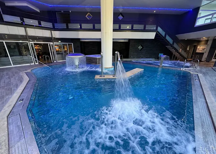 & Marina D'adelphia מלון 4*