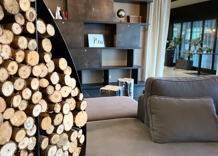 & Marina D'adelphia 4*