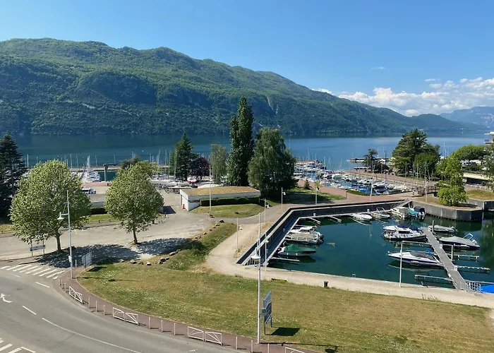 & Marina D'adelphia Hotel 4*